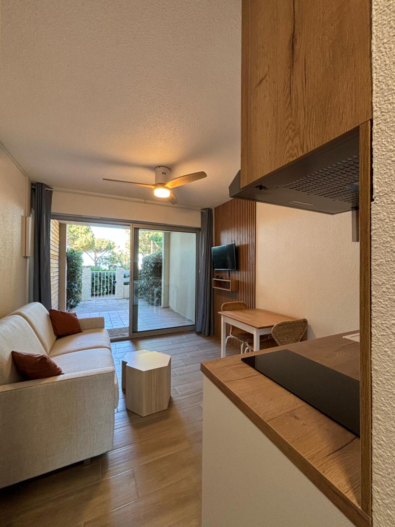 Studio Avec Jardin Front De Mer อาร์เจเลส-ซัวร์-แมร์ ภายนอก รูปภาพ